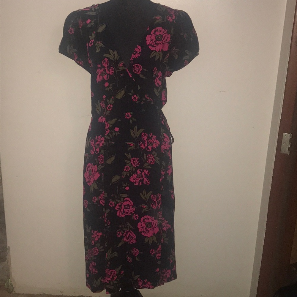 Floral wrap midi dress
